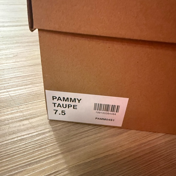 NWT Steve Madden Faux suede Pammy tan bootie - size 7.5 - Picture 3 of 14